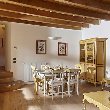 Joivy Charming Apartment Centre Of Como Exterior photo